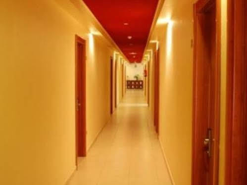 Jonquera Hotel